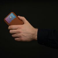 A partir de hoy, los cajeros también son cosa de Revolut: la fintech lanza su primera red física y empieza por España