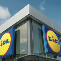 Este kit solar de Lidl te va a permitir tener luz gratis en casa sin ningún tipo de obras
