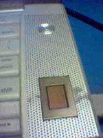 MacBook Pro "modeado" con sensor biométrico