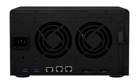 Synology Ds1621xs Back