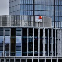 Un joven fue despedido de su "empleo soñado" en PwC: trabajaba 80 horas semanales creando agentes de IA que han sustituido a personas 