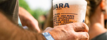 El modelo de vasos reciclables de los festivales es un fracaso, excepto para cobrar más: “Un vaso no es reutilizable porque sea más grueso” 