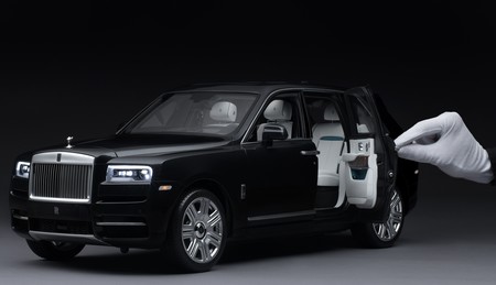 ¿Un Rolls Royce Cullinan por 400,000 pesos? Sí, pero a escala 1:8