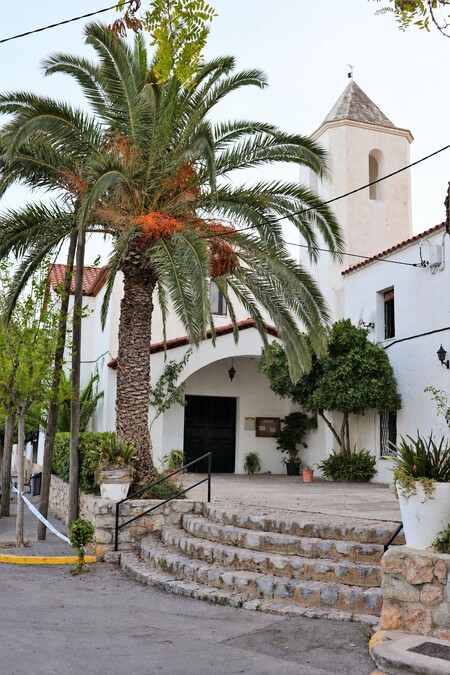 Pueblos Espana Bonitos Playa Costa Otono Escapada Mediterraneo Cerca Barcelona Encantador Tradicional Tranquilo Sin Turistas