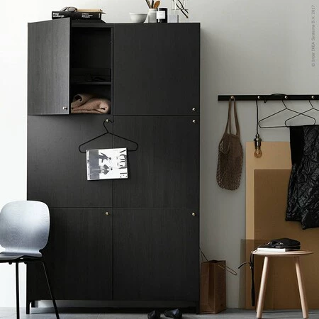 La percha definitiva para la ropa está en Ikea y es de terciopelo y acero