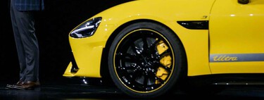 Fascinante: mira como la IA de Xiaomi conduce un coche eléctrico SU7 con solo pedírselo 