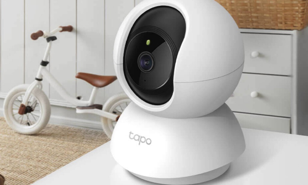 Si planeas viajar esta Navidad, esta cámara de vigilancia en oferta es imprescindible para mantener seguro tu hogar 