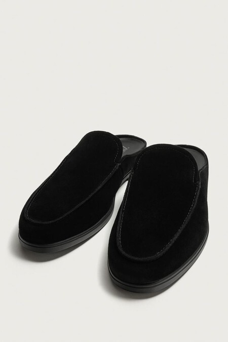Los Hombres Con Mas Estilo De La Semana De La Moda De Madrid Le Sacan Provecho Al Verano Con Los Zapatos Destalonados Mas Comodos Y Elegantes Para Llevar A La Oficina