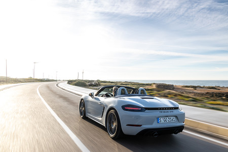 Porsche 718 Boxster GTS trasera
