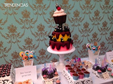 La Feria de Repostería Artística 'Think in Cakes' deja muy buen sabor de boca en A Coruña