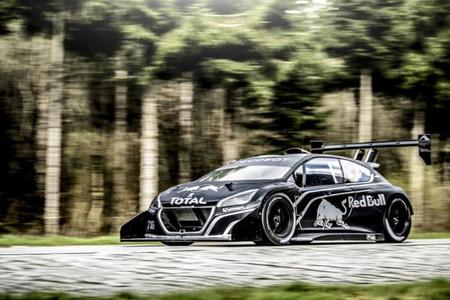 Peugeot nos regala un buen puñado de imágenes de la bestia, el Peugeot 208 T16
