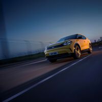 Echábamos de menos al Ford Capri y ha resucitado, aunque ahora es un SUV eléctrico con 340 CV y 627 km de autonomía