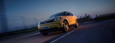 Echábamos de menos al Ford Capri y ha resucitado, aunque ahora es un SUV eléctrico con 340 CV y 627 km de autonomía