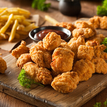La historia tras los nuggets de pollo: un invento de posguerra que se popularizó como una comida saludable 