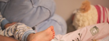 Leerle a tu bebé desde que nace es muy beneficioso (aunque todavía no pueda entenderte)