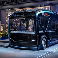 Lo último de Scania es un vehículo eléctrico, modular y autónomo que a ratos es autobús y a ratos camión