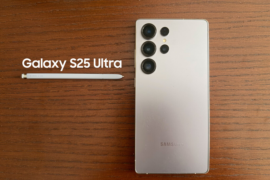 Los Galaxy S26 están muy cerca y eso hace al Galaxy S25 Ultra más apetecible que nunca: 315 euros de descuento y cargador gratis
