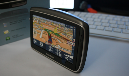 Nada de comprar Nokia Here: Apple alarga su contrato con los mapas de TomTom