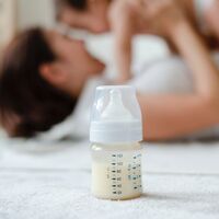 Cómo hacer para que tu bebé pueda ser alimentado con tu leche materna en la guardería 