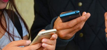 La policía danesa acusa a más de 1.000 jóvenes por difundir un vídeo sexual con menores en Facebook Messenger 