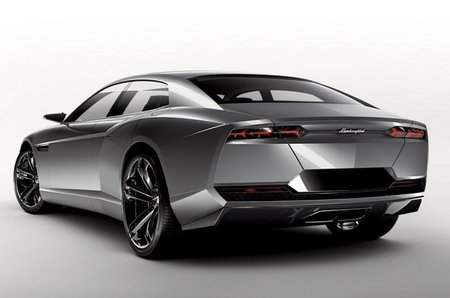 Lamborghini sufre la crisis y mira a un futuro más ligero
