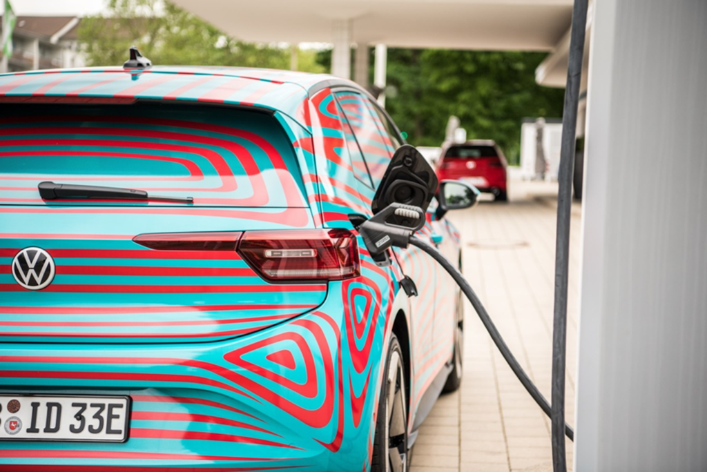 No habrá nuevos TSI ni TDI: Volkswagen abandona el desarrollo de motores de combustión en pro de los eléctricos