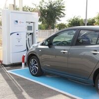 El Gobierno regulará la figura del operador de puntos de recarga para facilitar el proceso al usuario