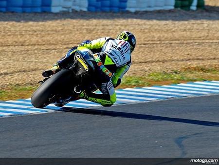 Valentino Rossi cierra los entrenamientos de Jerez como el más rápido