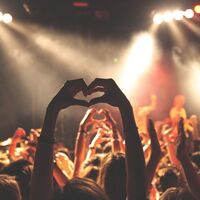 La estocada definitiva al ocio nocturno y la hostelería: un posible toque de queda acabaría con una posible recuperación en 2021