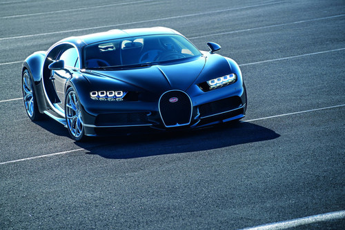 1.500 CV, 1.600 Nm y 420 km/h. Así es la tarjeta de presentación del Bugatti Chiron