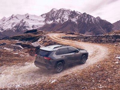 En invierno, ¿mejor en SUV? Prestaciones que debería tener un todocamino para conducir “más allá del muro” 