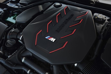 BMW M5 2025