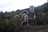El Santuario de Meritxell, una obra de Bofill entre árboles andorranos
