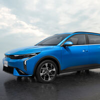 El KIA K3 anuncia su versión hatchback: va al acecho de Ibiza, Swift y Mazda2