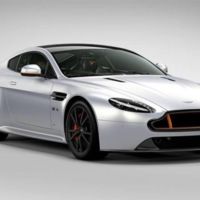 Aston Martin V8 Vantage S Blades Edition, porque a veces es bueno consentirte con un "caprichito"
