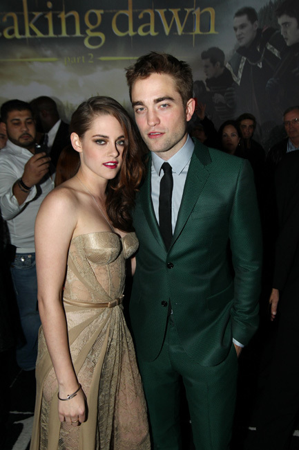 ¡Gran estreno a la vista! 'Amanecer: parte 2' reúne a Kristen Stewart y Robert Pattinson
