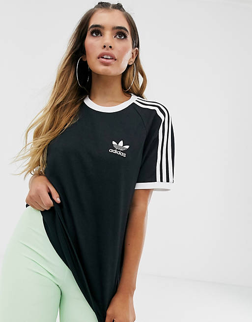 Camiseta negra con tres rayas adicolour de adidas Originals