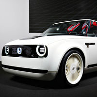 El Honda e será el primer coche eléctrico de Honda y ya tiene precio en Reino Unido: desde 29.200 euros