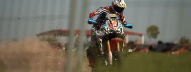 Kirian Mirabet y su Honda reeditan la Gymkhana en moto 'made in Spain' en un sitio que igual te resulta familiar
