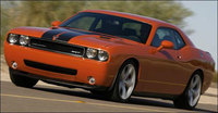 Dodge Challenger SRT8, primeras imágenes oficiales