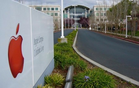 Apple enfrenta demanda colectiva por parte de sus trabajadores en California
