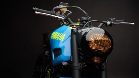 Ad Hoc Cafe Racer Yamaha Xsr 700 7