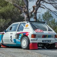 El mítico Peugeot 205 Grupo B de Ari Vatanen sale a subasta. ¿Precio? Mejor no preguntes