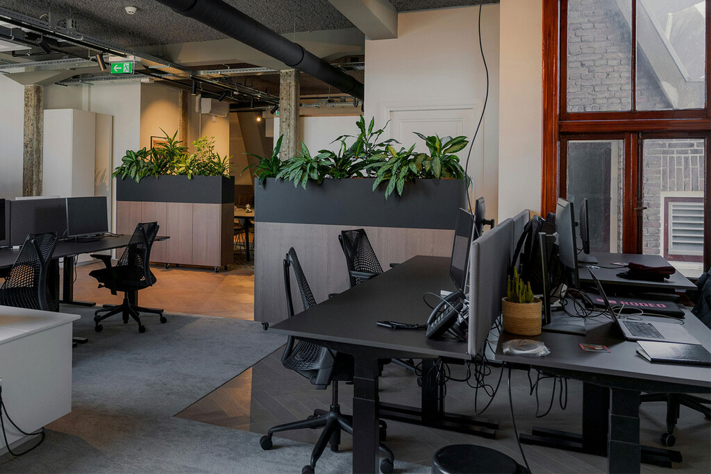 El sector tecnológico tira del carro del teletrabajo en España, pero el trabajo híbrido sigue siendo el rey