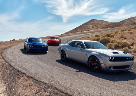 Rumor: El Dodge Challenger podría recibir un sistema mild hybrid de 48V o volverse híbrido