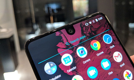 El Essential Phone ya permite forzar las aplicaciones a usar toda la pantalla olvidándose del notch