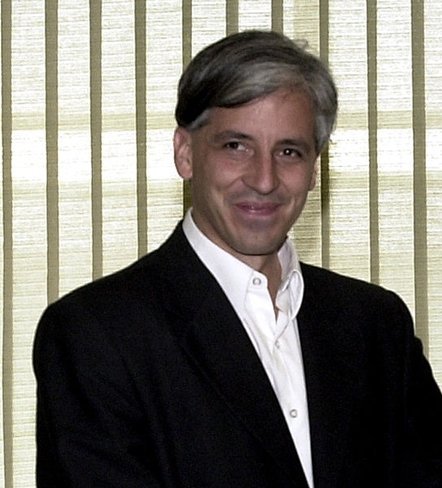 El Vicepresidente que toma nota de quienes insultan al Presidente en Internet