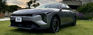 Kia K4 2025 a prueba: logran mejorar la receta de Forte