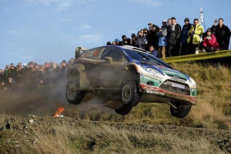 Rally de Gales 2011: Jari-Matti Latvala se acerca a la victoria tras el accidente de Sébastien Loeb
