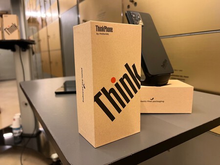 Caja Thinkphone
